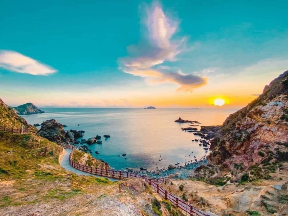 THẮNG CẢNH EO GIÓ (NHƠN LÝ) – Điểm đến ngắm Bình Minh